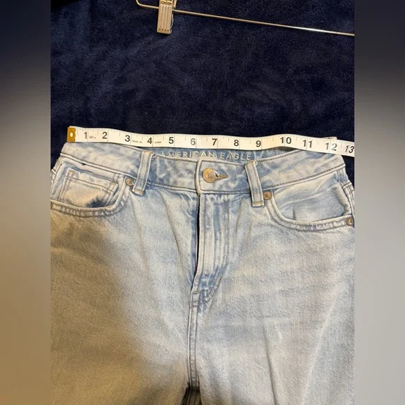 American Eagle Outfitters Light Blue Denim Shorts - Picture 5 of 5